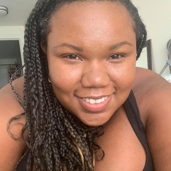 Meet your Posher, Desi - Picture 2 of 2